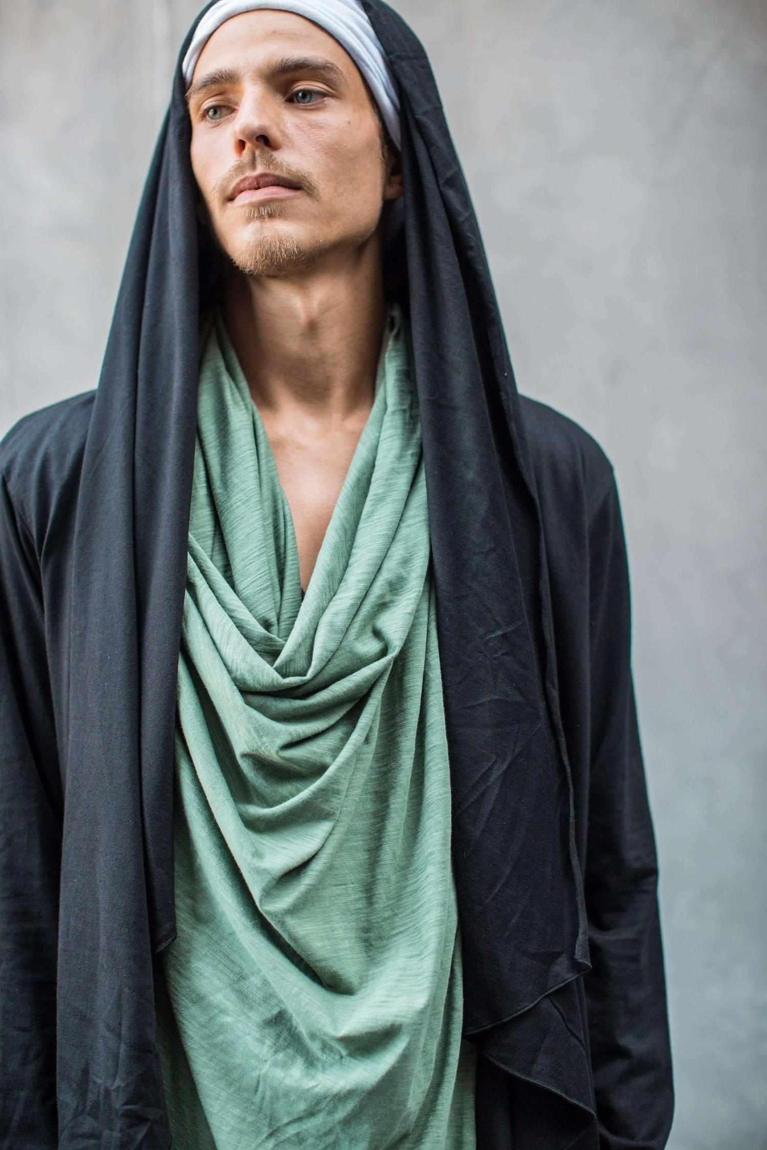 VALO Design Capes NEW MOON - Long-sleeve, double-layered, multi-use hooded cardigan made with high-quality, natural materials. Versatile design perfect for layering or as a statement piece.