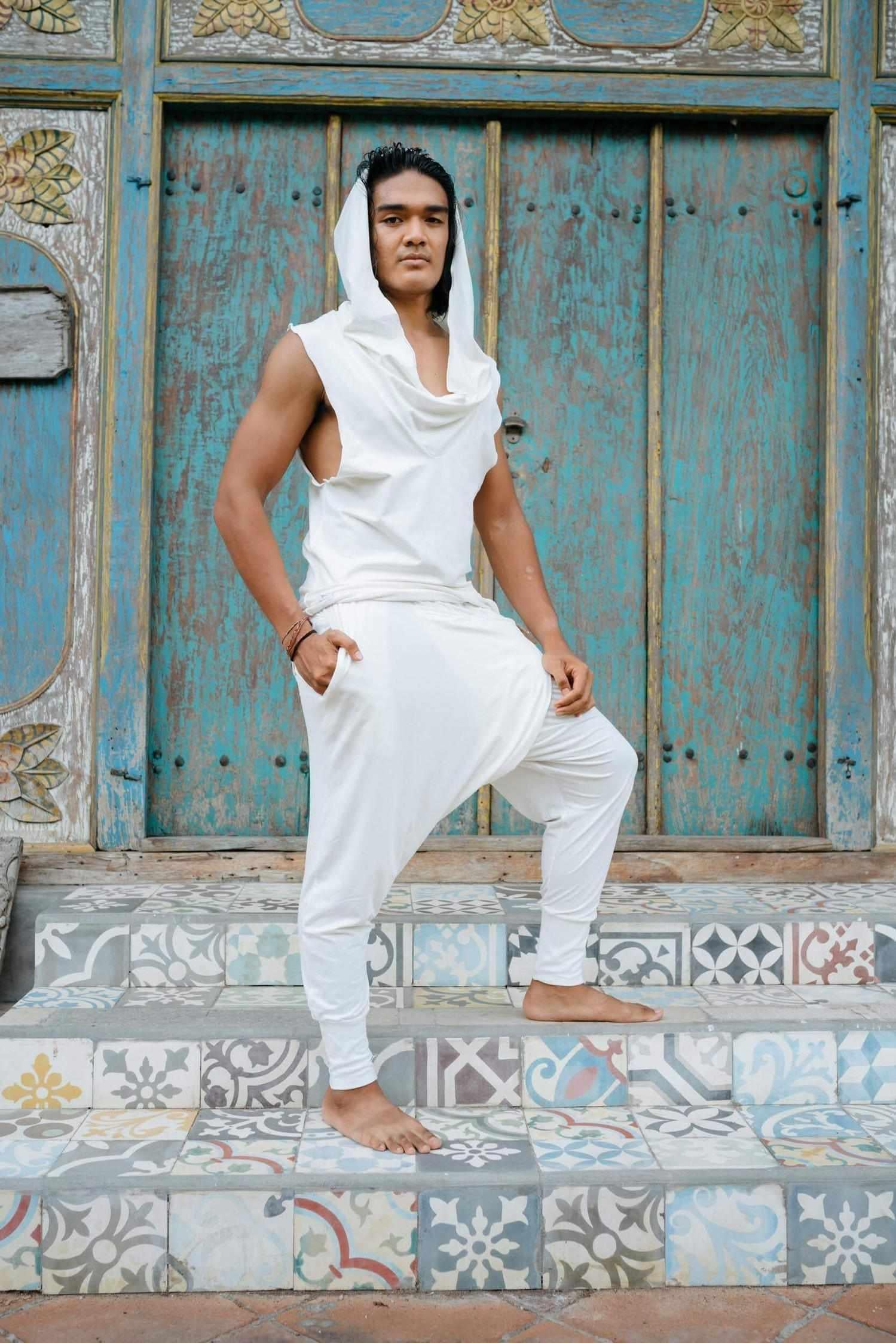 VALO Design Hoodies NOMAD Bamboo - Light and breathable cowl neck Ninja assassin style sleeveless hooded tee, made from eco-bamboo stretch