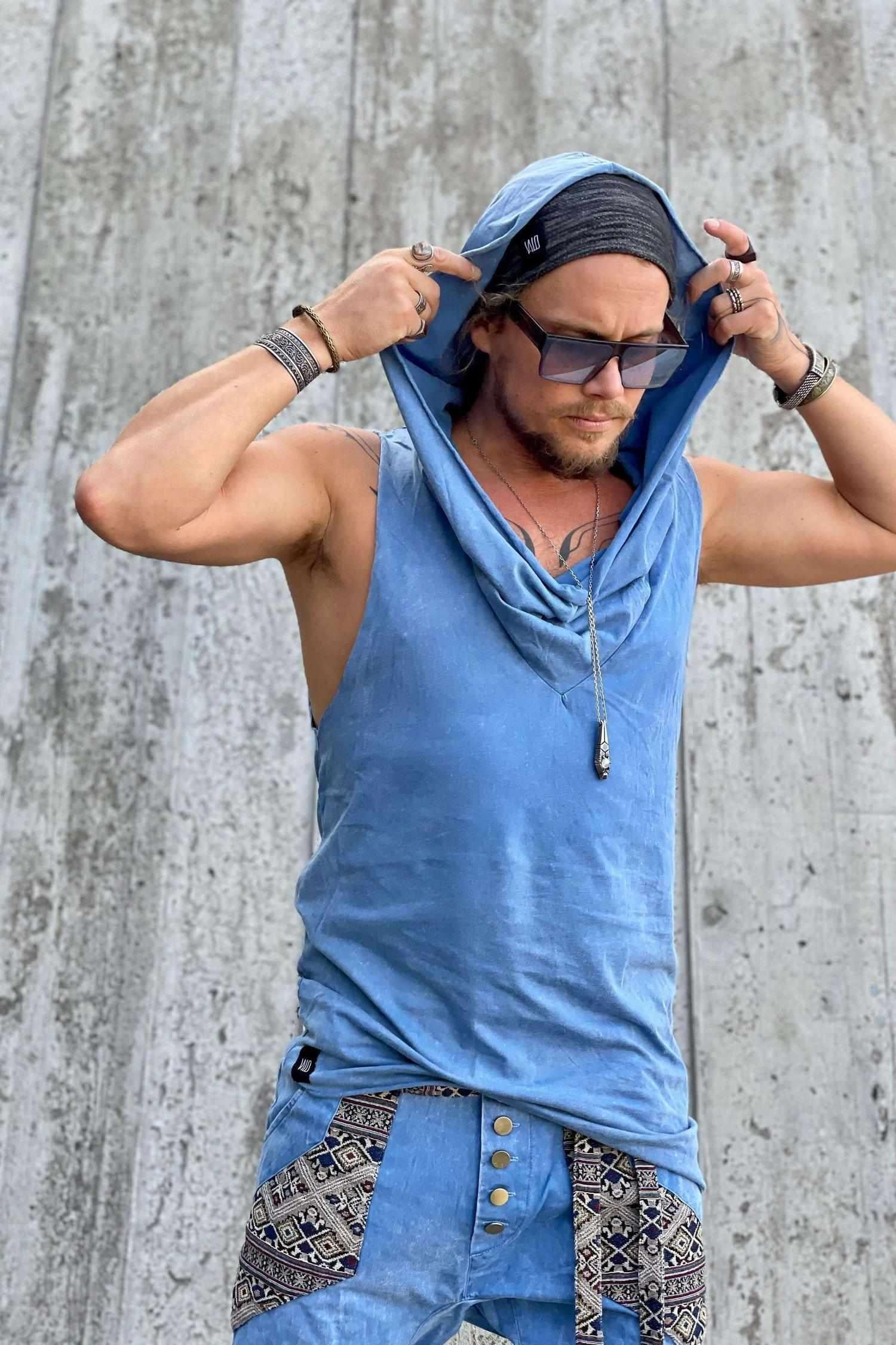 VALO Design Hoodies NOMAD – Light and breathable cowl neck ninja-assassin-style sleeveless hooded tee, crafted from organic cotton