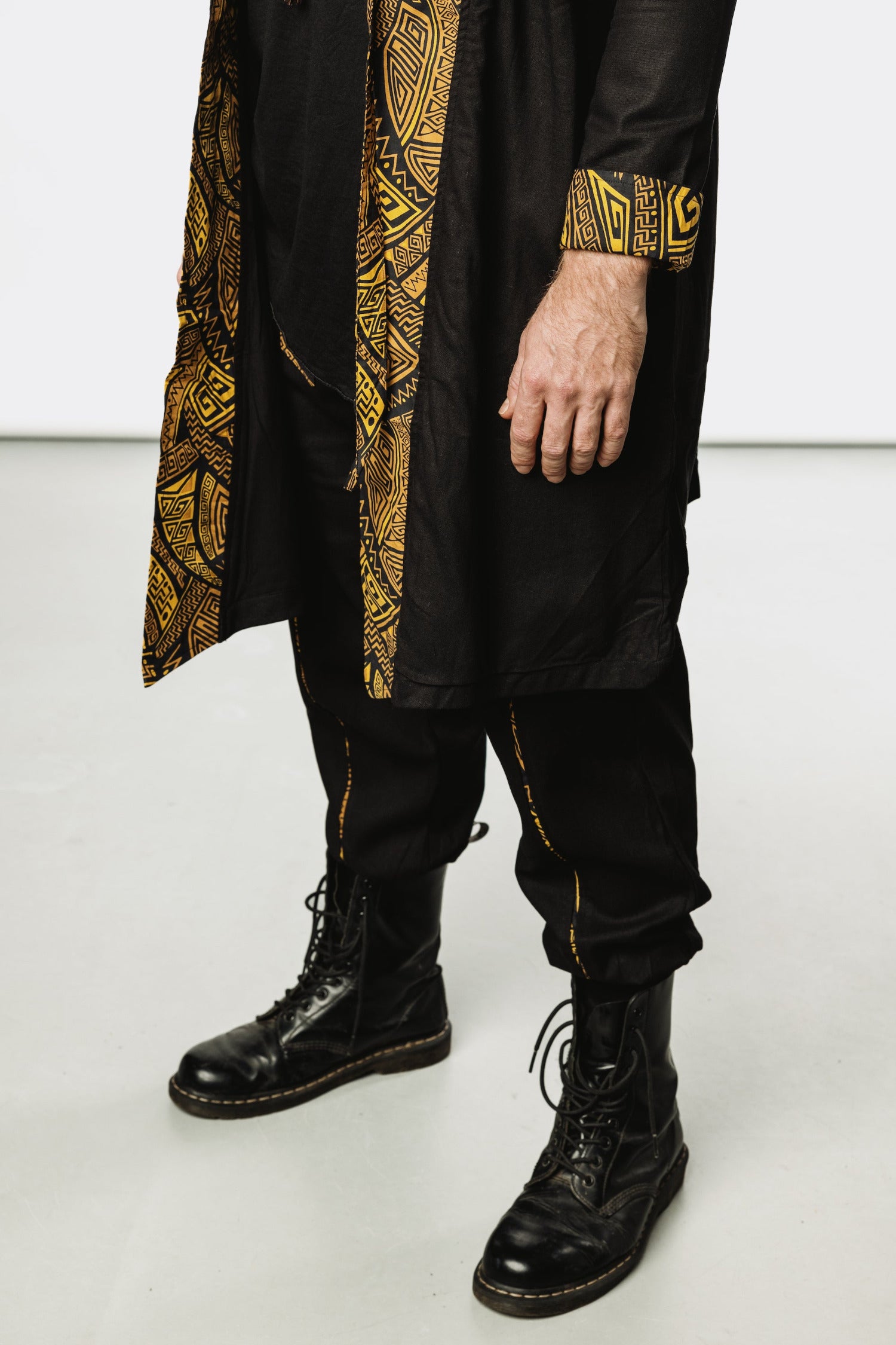 VALO Design Clothing Jackets / QI JACKET - Japanese inspired kimono style high quality linen cotton jacket