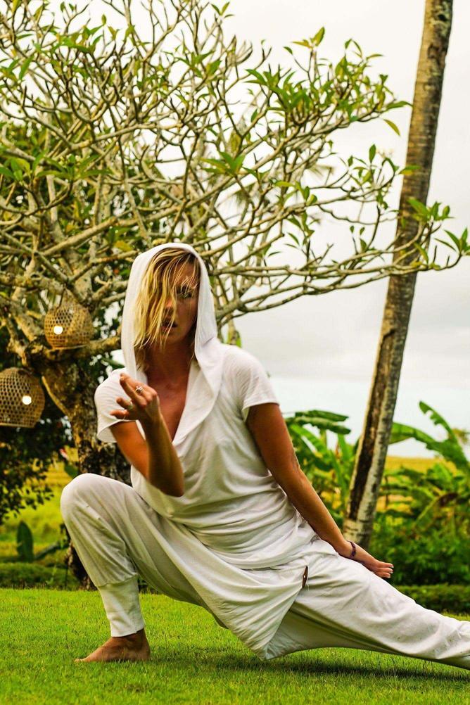 VALO Design RAUHA – A light, breathable, and striking ninja-assassin-style Jedi hooded tee, crafted from ultra-soft, high-quality organic bamboo stretch fabric