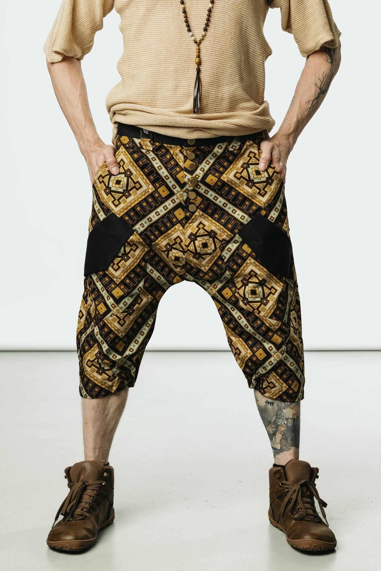 VALO Design Shorts URBAN CAPRI – Stylish capri shorts crafted from 100% cotton twill stretch, offering a comfortable fit with the look of denim-style fabric