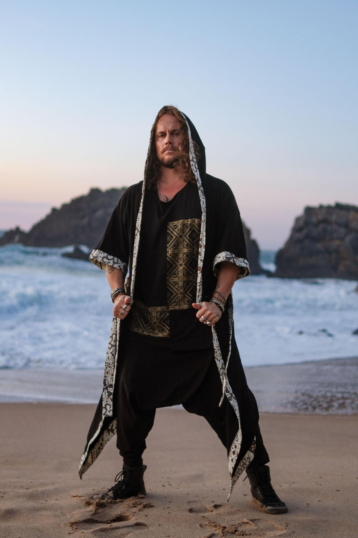 SHITAGI Black - Unique Hooded Bamboo Kimono with Tribal Details