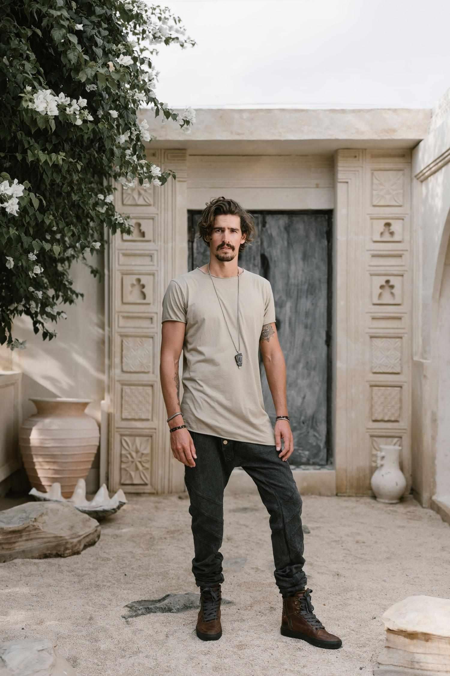 VALO FIT - Crew Neck Tee Shirt