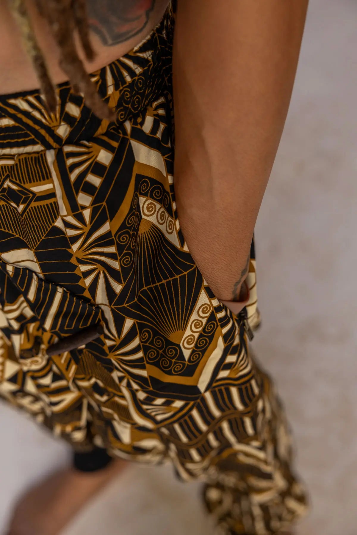 VALO Spirit Gold Prism Harem Pants