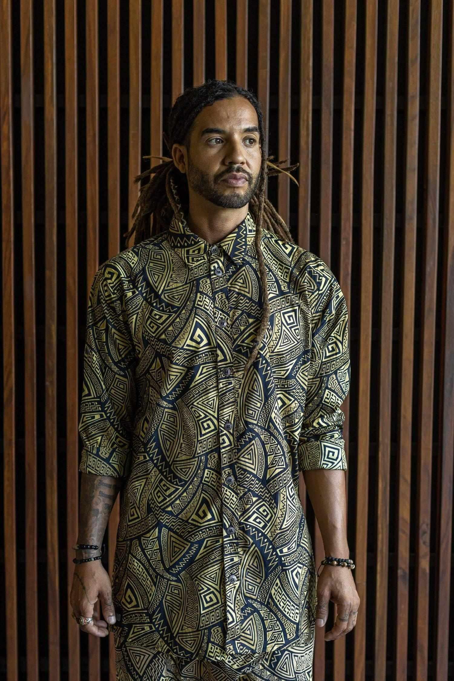 VALO SPIRIT PANTAI Black & Gold Tribal - A classic slim fit button up shirt with unique print - VALO Design Clothing 