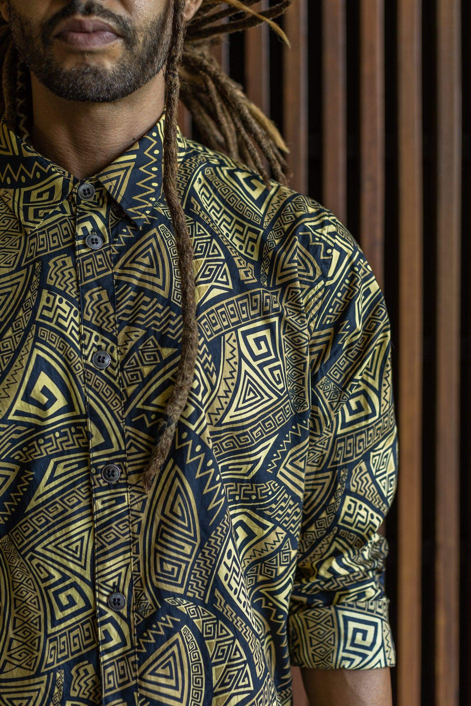 VALO SPIRIT PANTAI Black & Gold Tribal - A classic slim fit button up shirt with unique print - VALO Design Clothing 