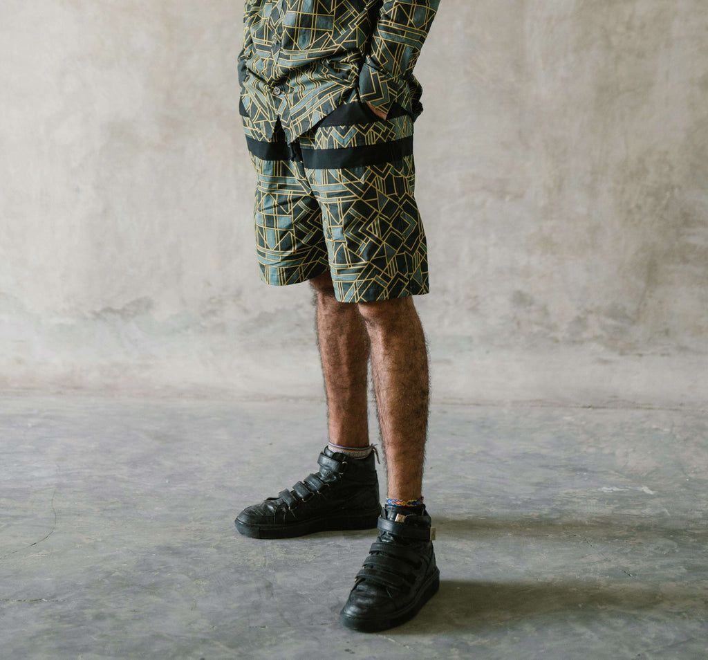 VALO SPIRIT PANTAI SHORTS Green Geometric - Light cotton summer shorts with designer art work print - VALO Design Clothing 